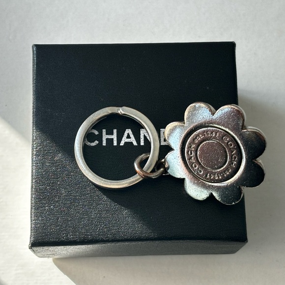 Sale 🔥 Authentic Coach Keychain with a FREE MYSTERY accessory gift! - Picture 2 of 3